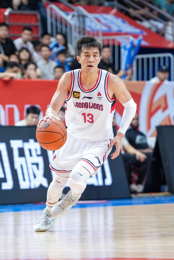 意昂网站-📷今日球员分享—郭艾伦（广州朗肽海本）